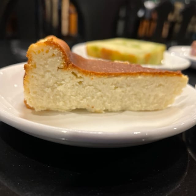 Basque Cheesecake (1 slice).