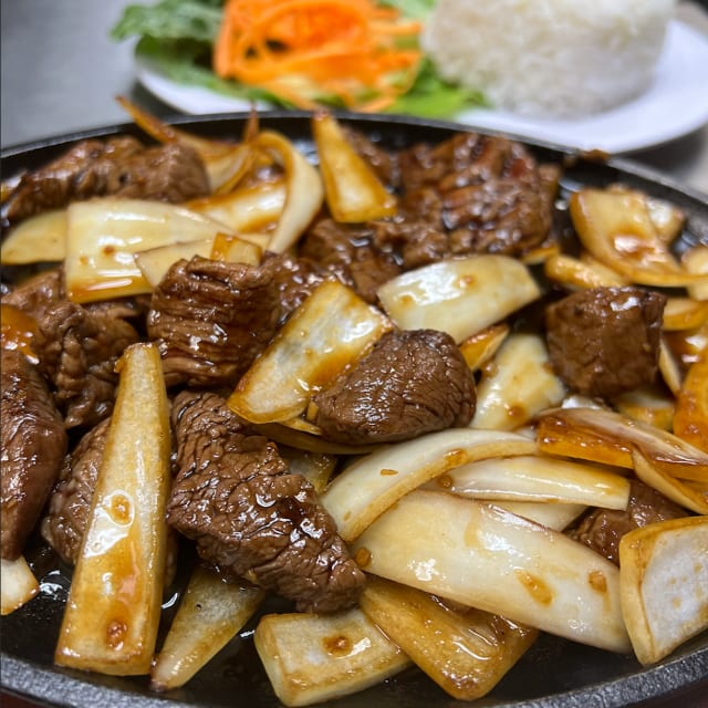 6 Sp. Shaking Wagyu Beef.